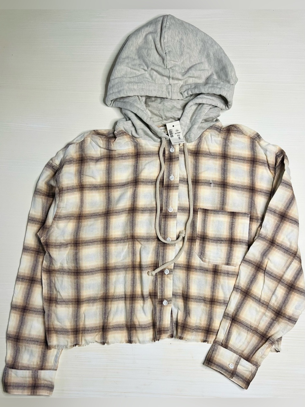 Apostrophe long sleeve cropped shirt with hood NWT